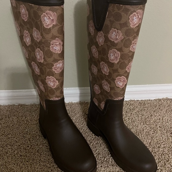 Coach Rainboot with Signature Print - Picture 3 of 4